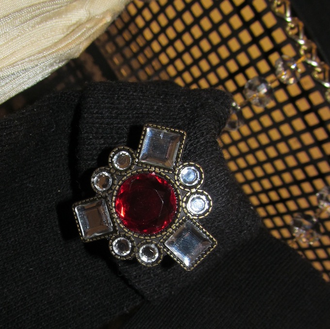 Brooch_Alto_Milano_A/I_2013_2014