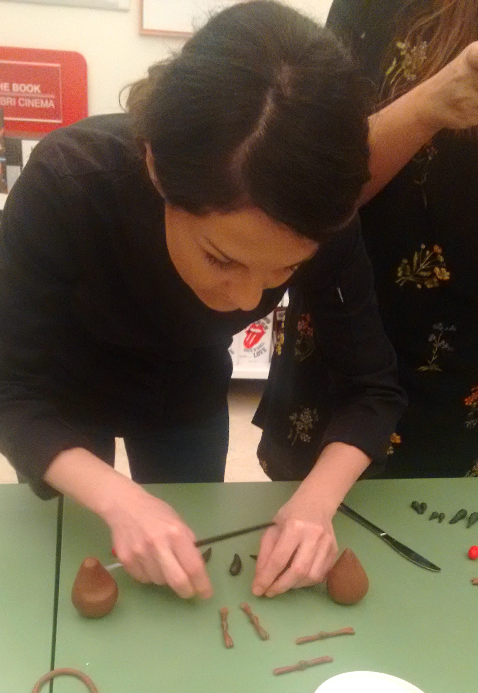 paola_azzolina_cake_design_natalizio_renna_zampette